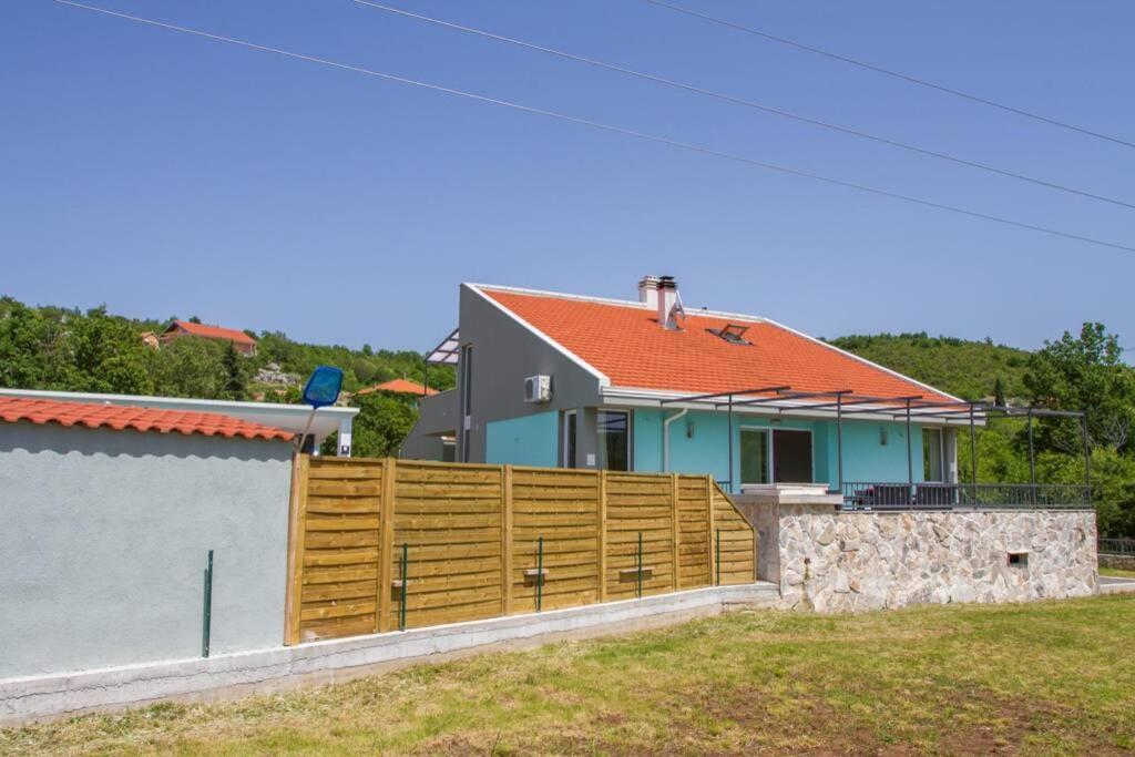 Holiday House Villa Bleu Korusce 外观 照片