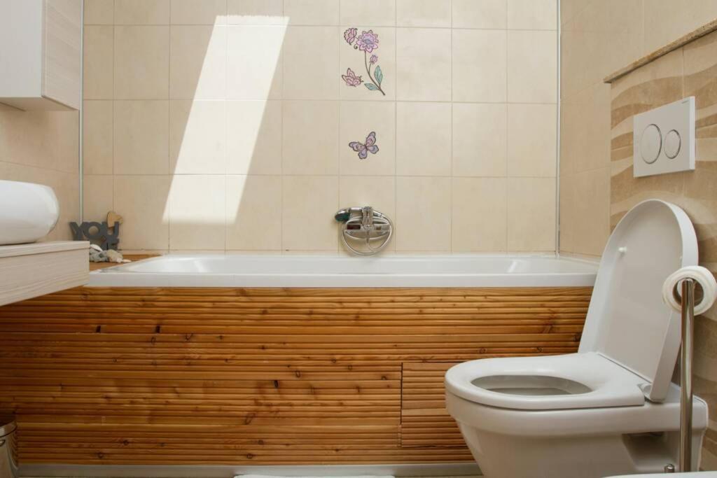 Holiday House Villa Bleu Korusce 外观 照片